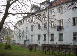 Podwórko Sernicka 36-38