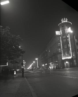 Hotel Piast nocą